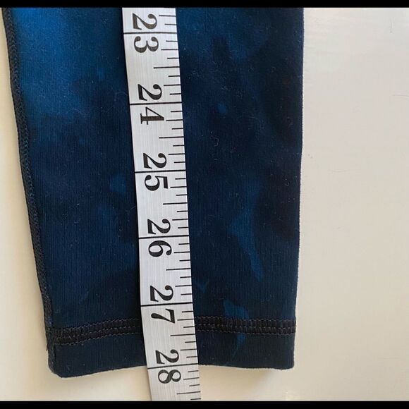 Lucy Blue and Black Leggings Size Small - Picture 8 of 8